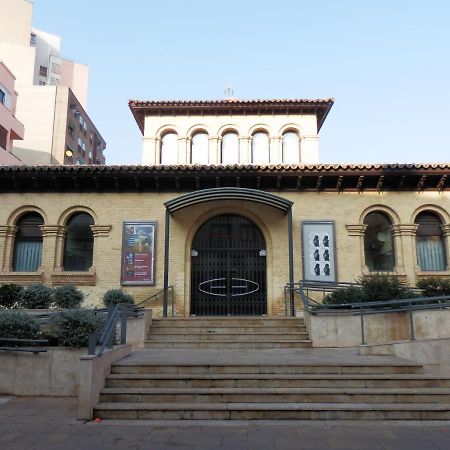 Apartamento Teatro Del Mercado Lägenhet Zaragoza Exteriör bild