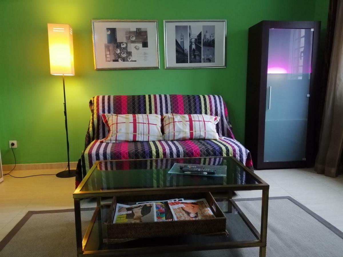 Apartamento Teatro Del Mercado Lägenhet Zaragoza Exteriör bild